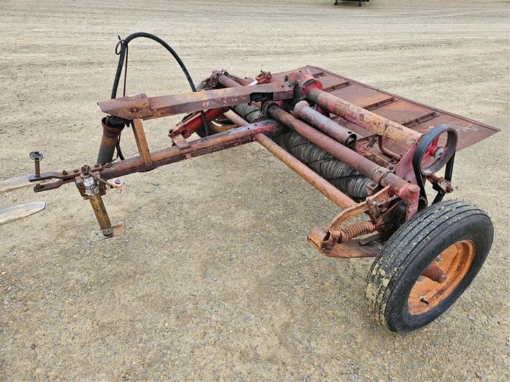 #236-•-ih-hay-crimper-image-2