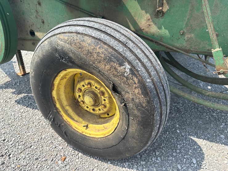 john-deere-346-image-13