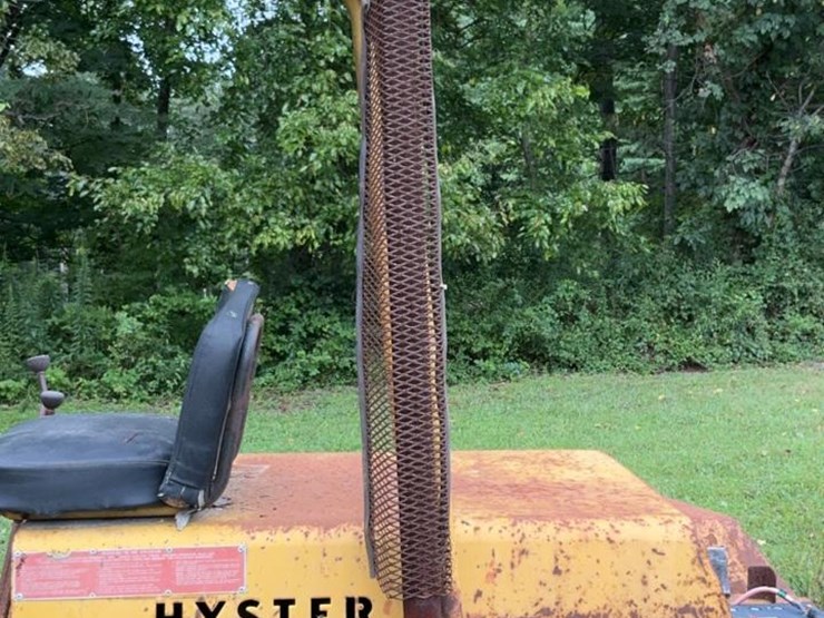 #205-•-hyster-forklift-image-29
