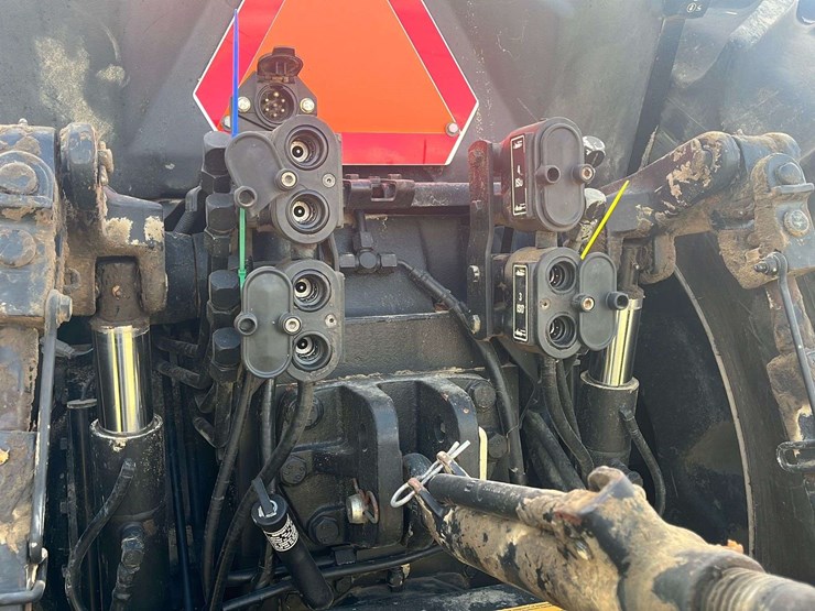 case-ih-8940-image-34