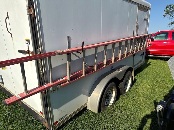 28’-fiberglass-ext-ladder-image-1
