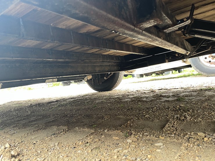 #164-•-2023-pj-tilt-top-16'-utility-trailer-(has-wi-title)-image-23