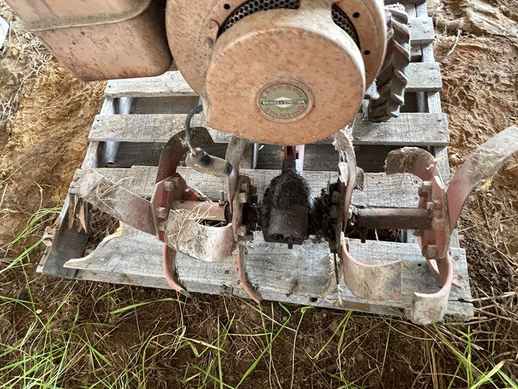 #5522-•-gilson-brothers-co.-rototiller-image-7