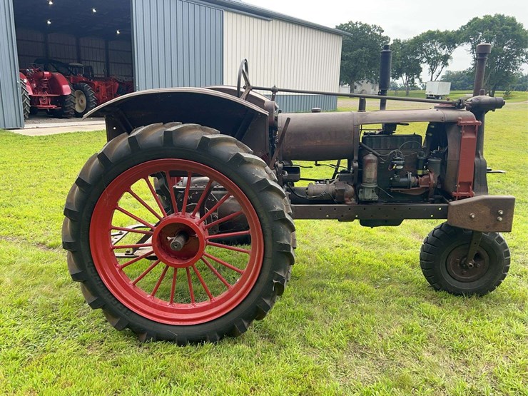 farmall-f12-image-6