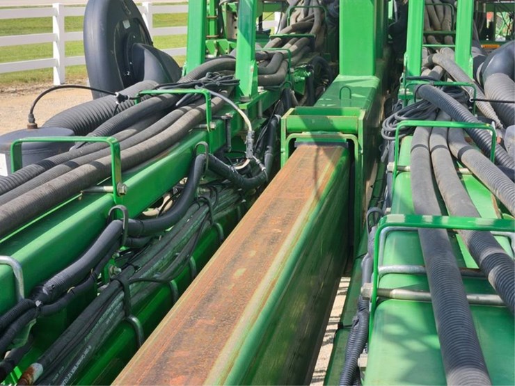 #225-•-westfield-130-71-13"-grain-auger-image-25