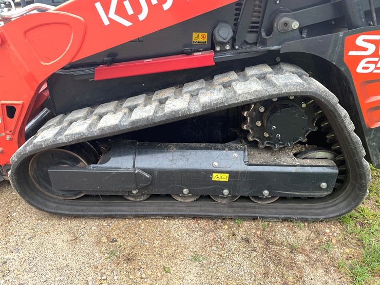 kubota-svl65-2-image-19