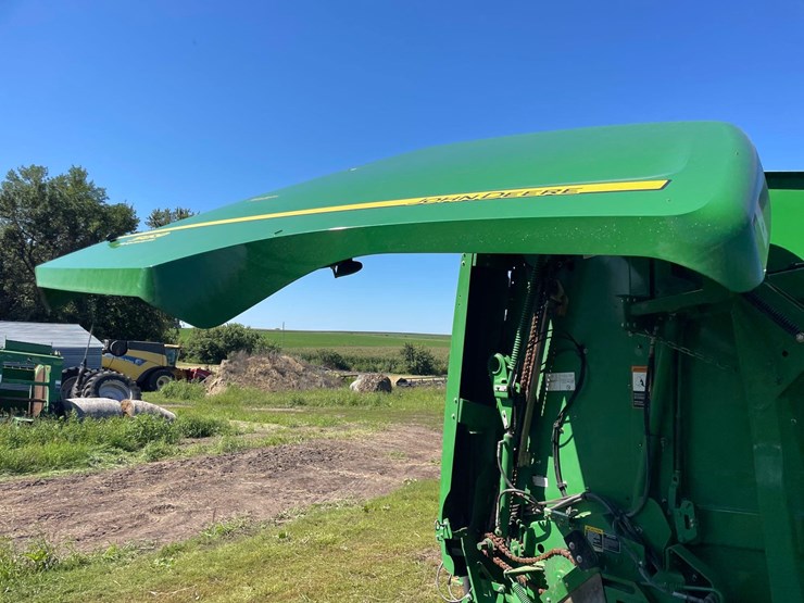 2013-john-deere-569-premium-image-39