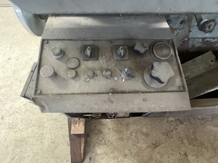 summit-500sa-super-horizontal-band-saw-image-11