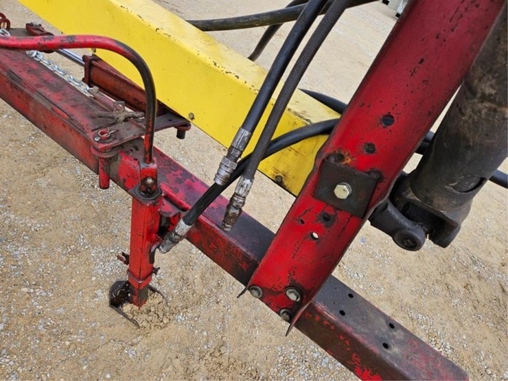 new-holland-770-image-13
