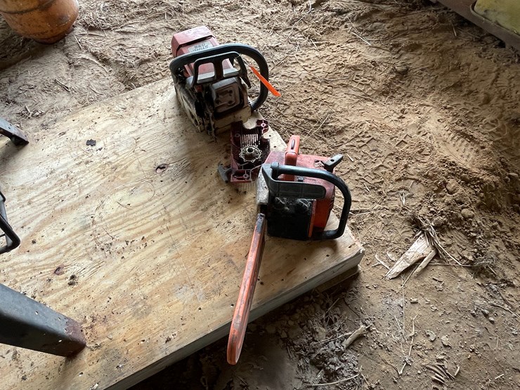 #5508-•-(2)-chain-saws-image-3