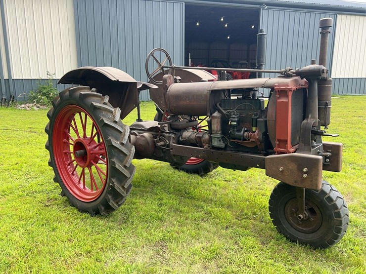 farmall-f12-image-7