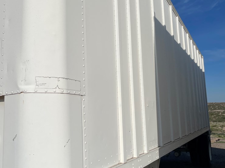 trailmobile-28'-image-2