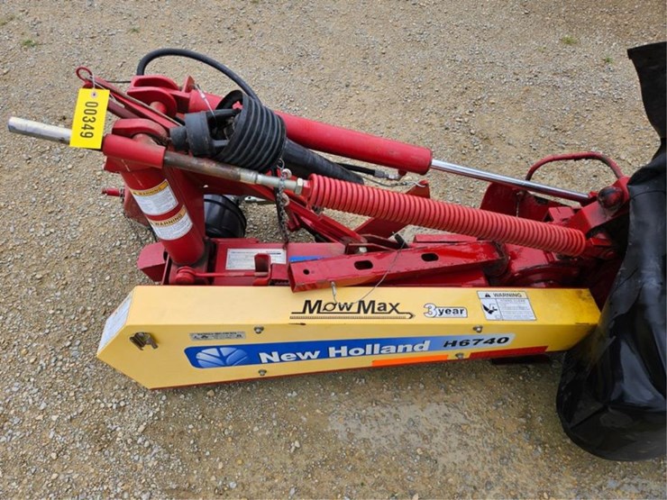 new-holland-h6740-image-22
