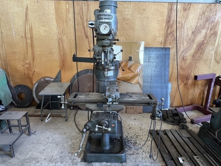 bridgeport-vertical-milling-machine-image-3