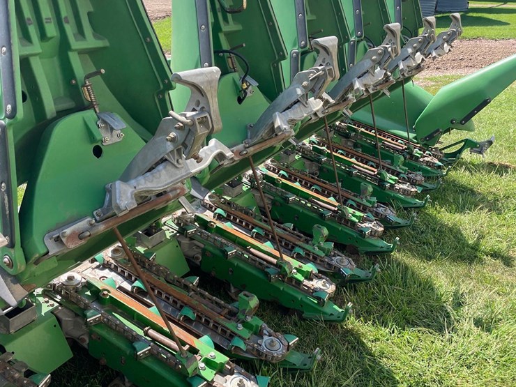 john-deere-608c-image-21