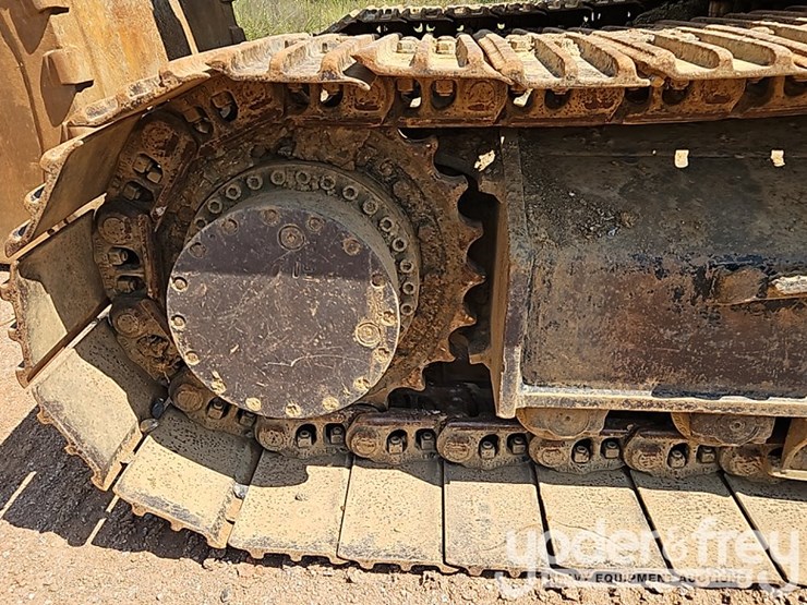 2016-caterpillar-336fl-image-22
