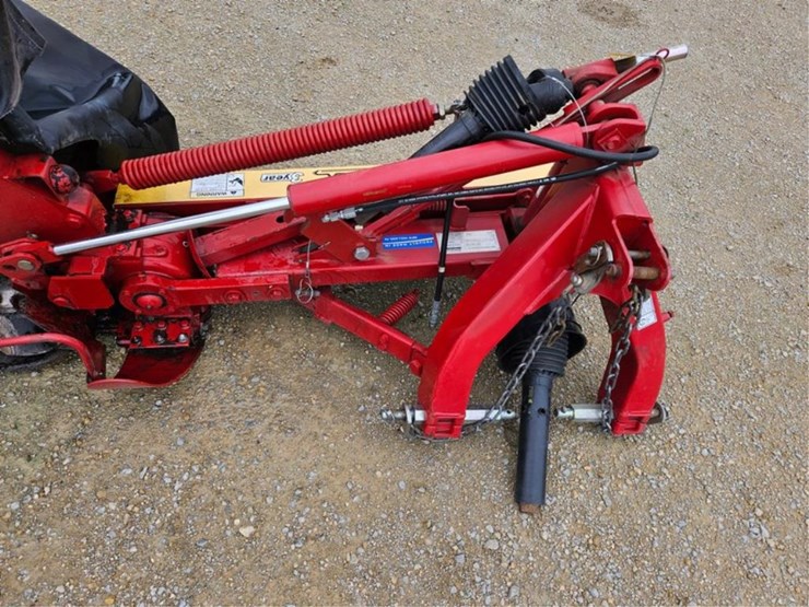 new-holland-h6740-image-24