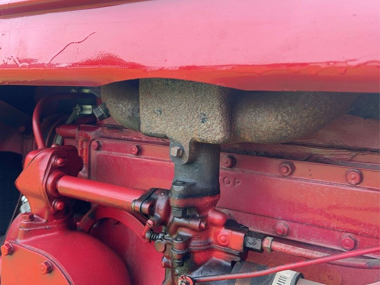 1948-farmall-h-with-automatic-cab-image-63
