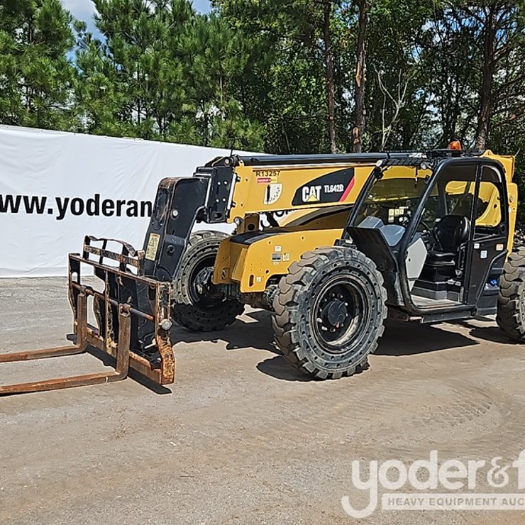 2017 CATERPILLAR TL642D