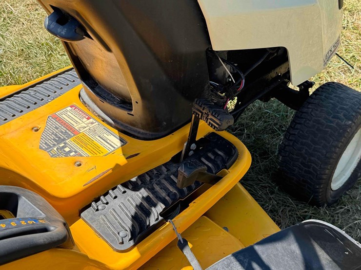 cub-cadet-1050-image-6