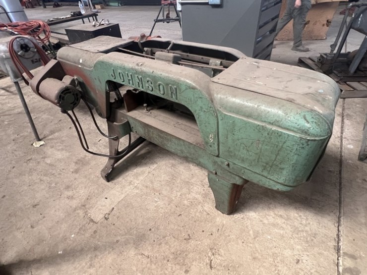 johnson-model-j-horizontal-band-saw-image-3