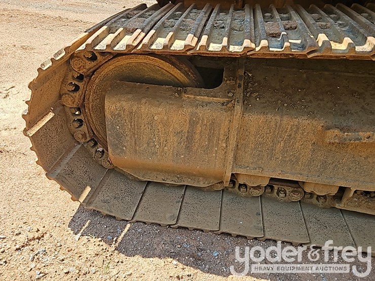 2016-caterpillar-336fl-image-7