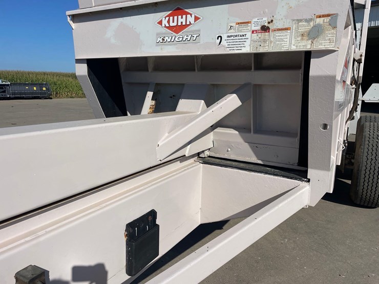 kuhn-knight-2054-image-20