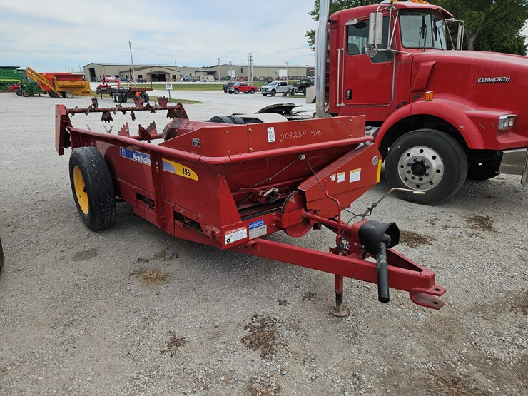 2015-new-holland-155-image-10