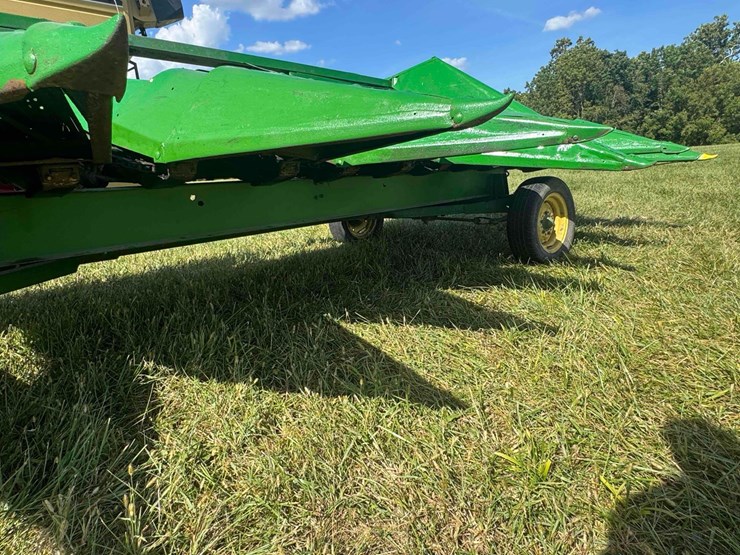 jd-6-row-corn-head-&-cart-image-12