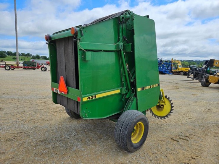 john-deere-435-image-5