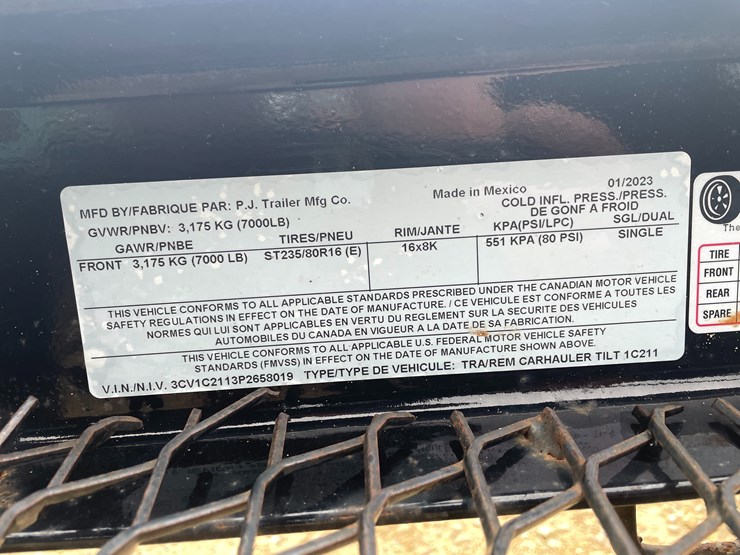 #164-•-2023-pj-tilt-top-16'-utility-trailer-(has-wi-title)-image-29