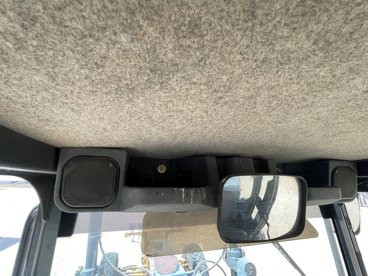 deere-672d-image-36