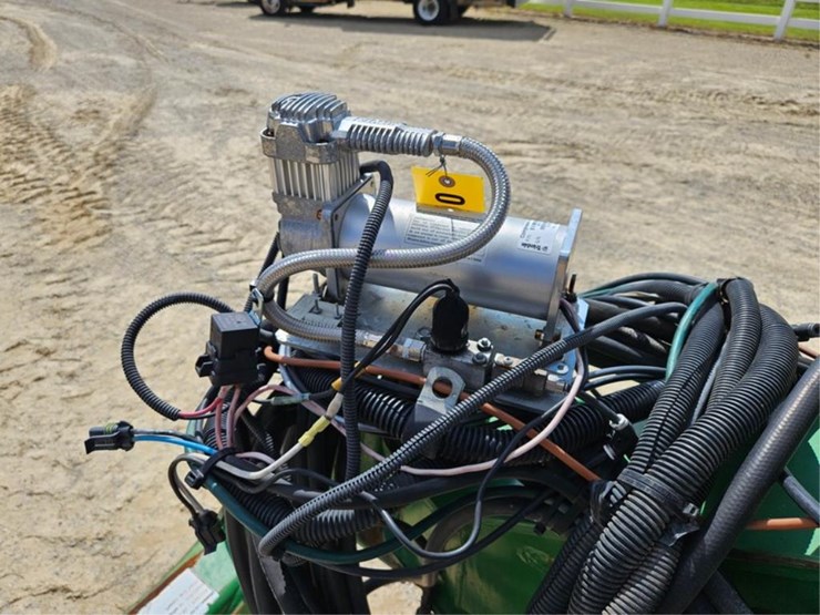#225-•-westfield-130-71-13"-grain-auger-image-11