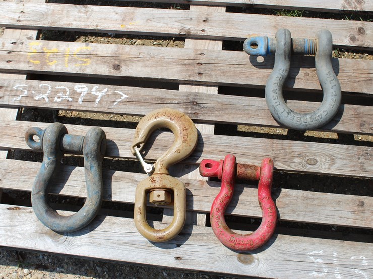 #5123-•-lot-of-3-shackles-and-1-hook-image-2