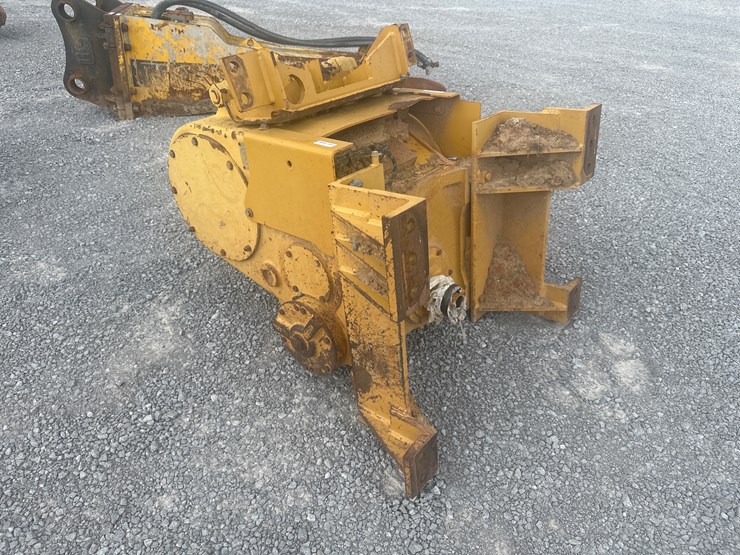 caterpillar-d6t-image-4