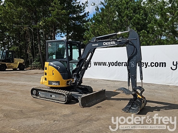 2019-deere-35g-image-7