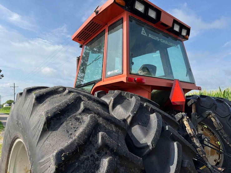 1982-allis-chalmers-8070-image-16