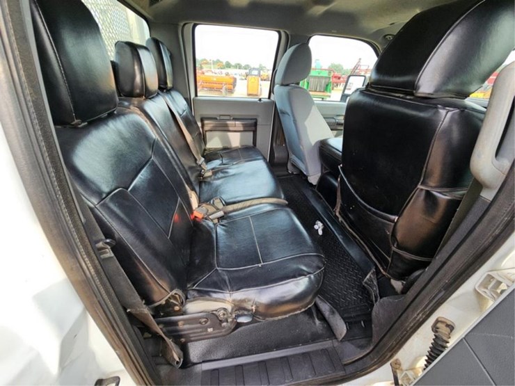 2011-ford-f350-image-24
