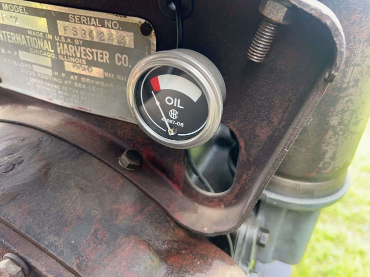 farmall-f12-image-28