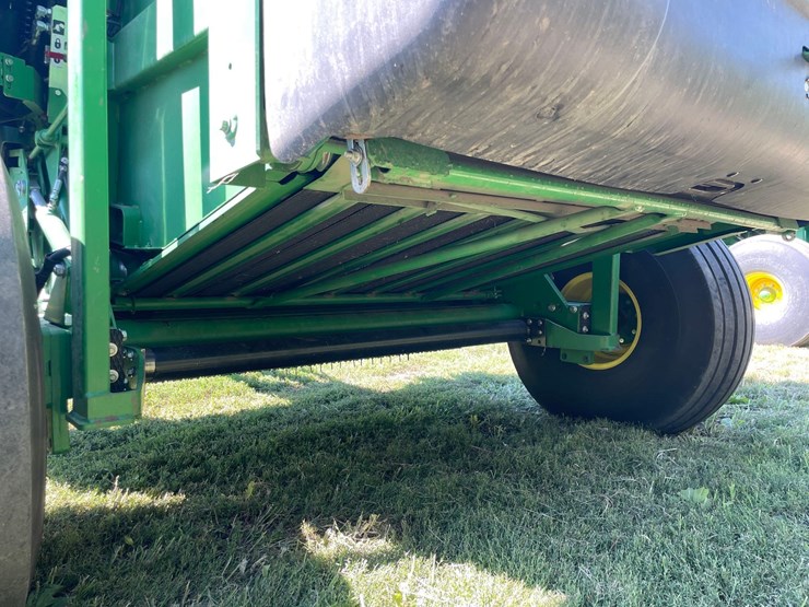 2019-john-deere-560m-image-7