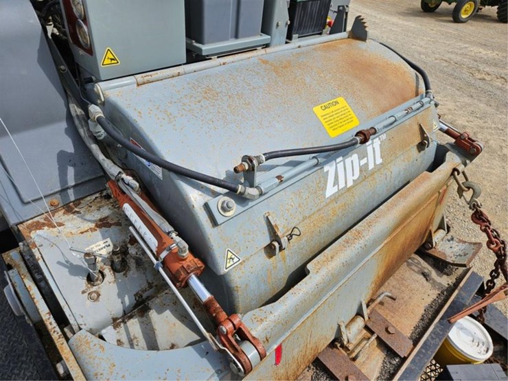 #258-•-2006-zip-it-az-500-asphalt-ripper-image-36