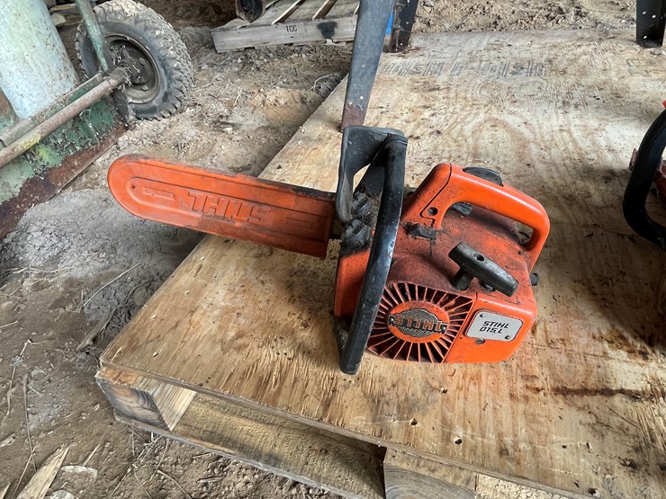 #5508-•-(2)-chain-saws-image-12