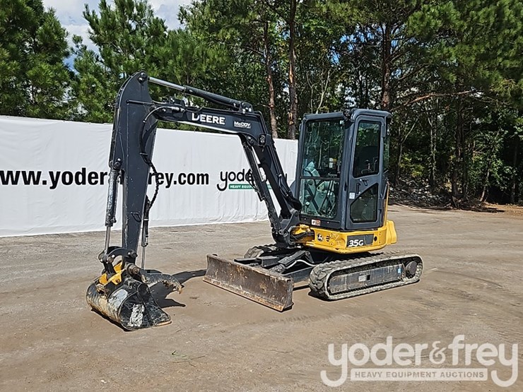 2019-deere-35g-image-1