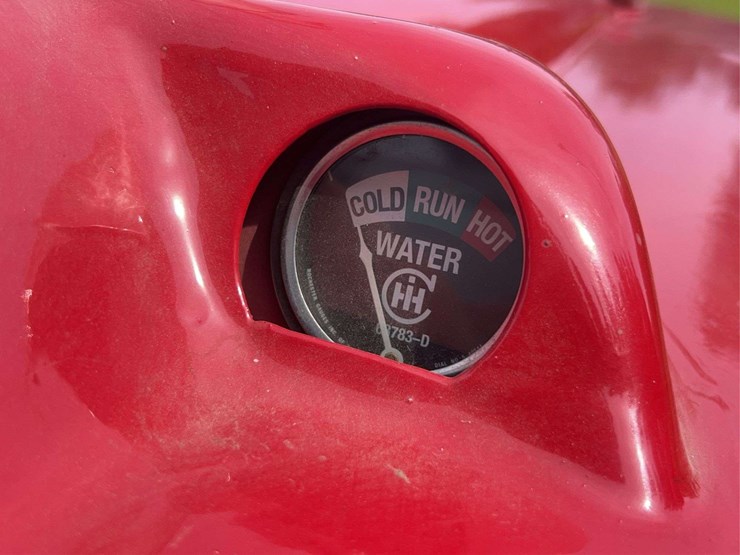 1948-farmall-h-with-automatic-cab-image-25