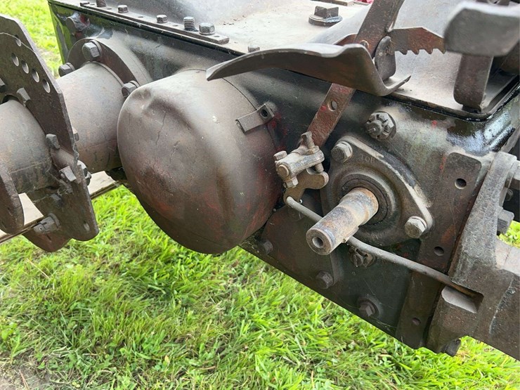 farmall-f12-image-31