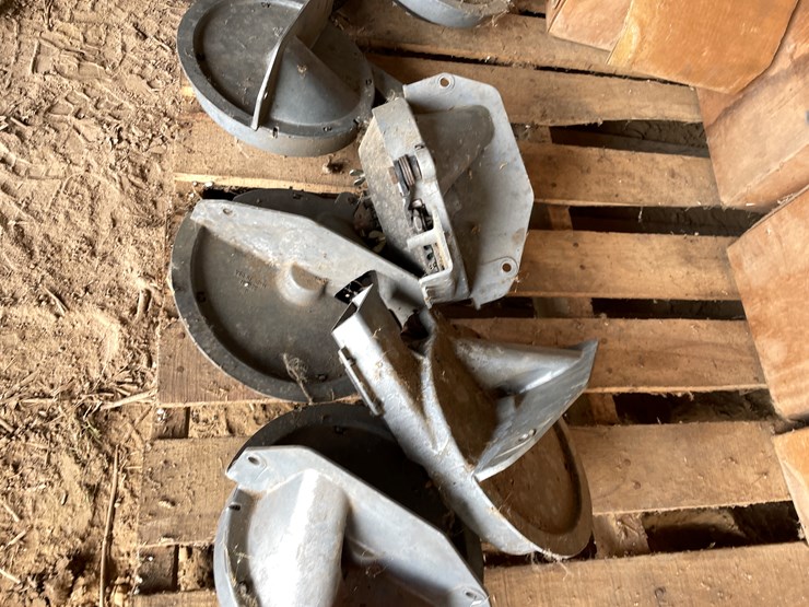 #5514-•-(7)-john-deere-seed-meters-image-9