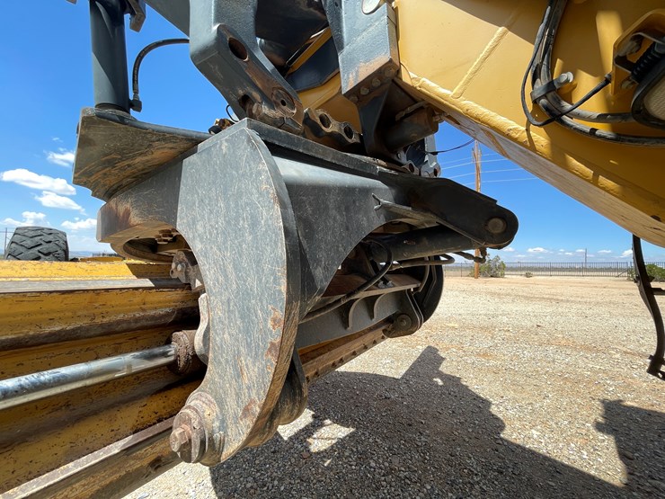 deere-672d-image-24