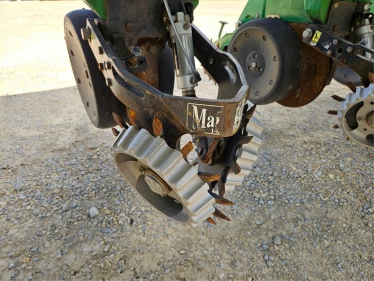 #225-•-westfield-130-71-13"-grain-auger-image-36