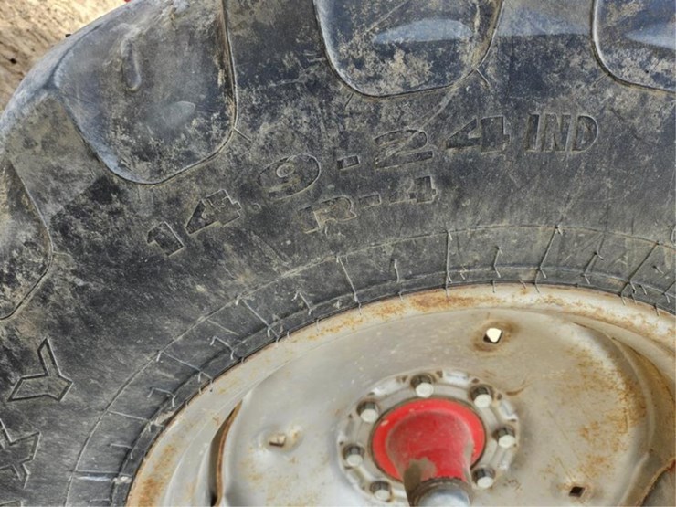 massey-ferguson-8570-image-64