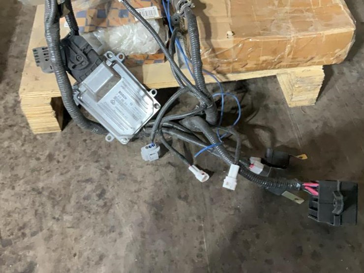 #266-•-forklift-motor-image-12
